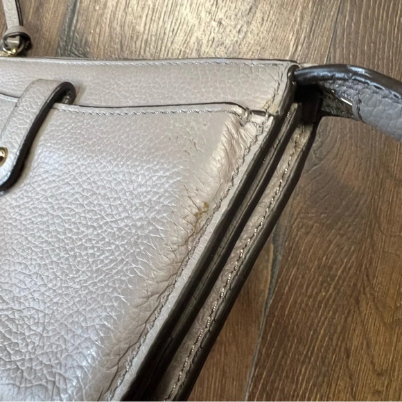 Kate spade taupe wallet - Picture 4 of 8